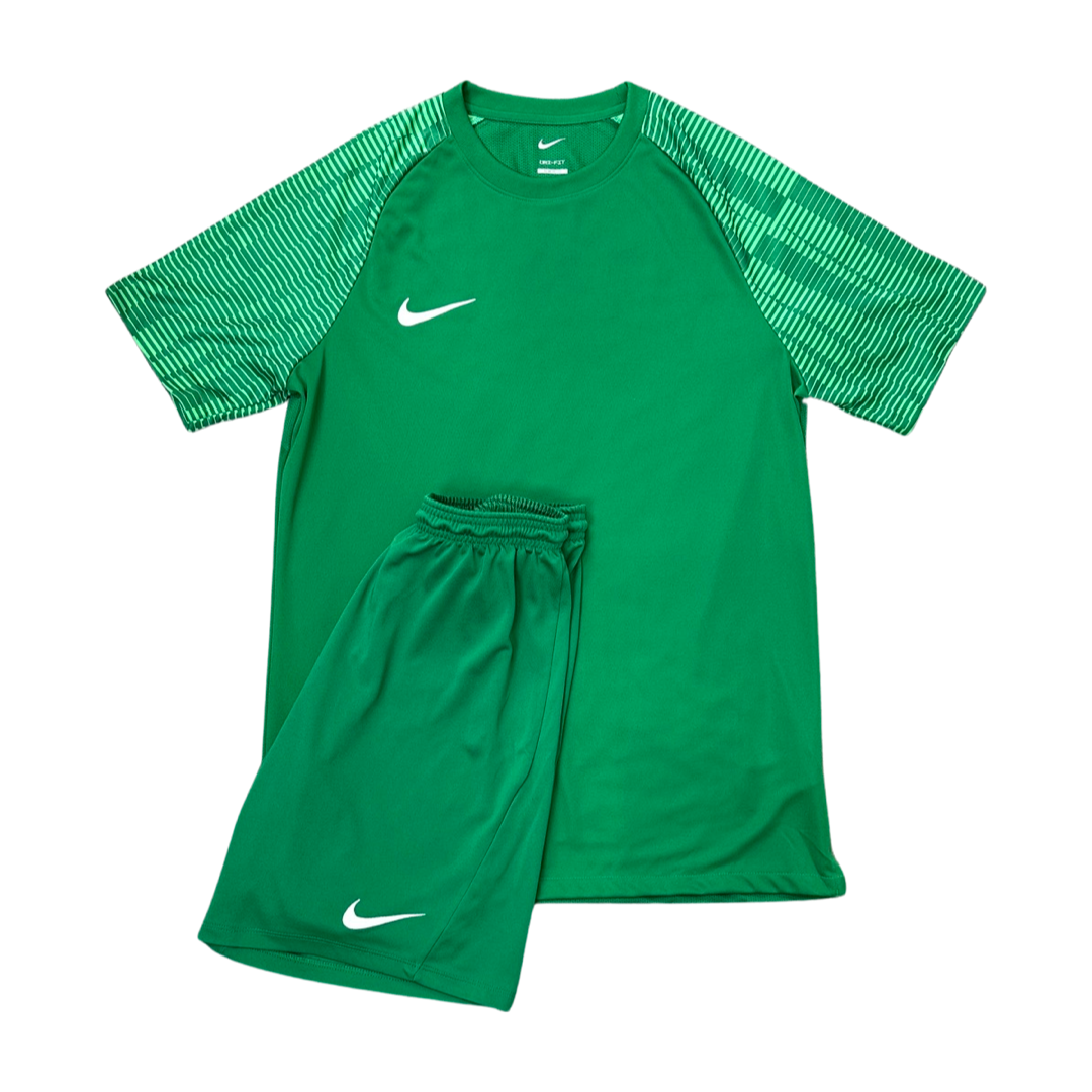 Nike Dri Fit Short Set In Green With Pattern On Arms