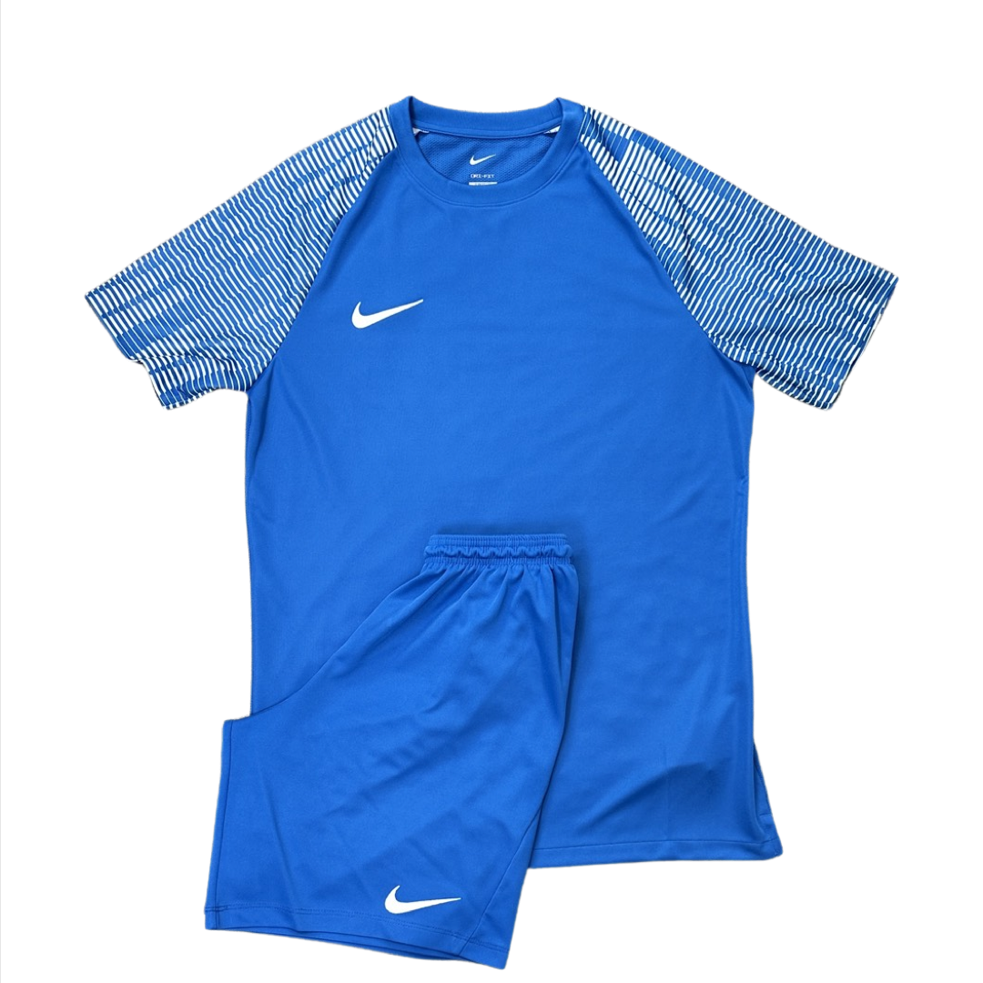 Nike Dri-Fit Short Set In Blue With Pattern On Arms